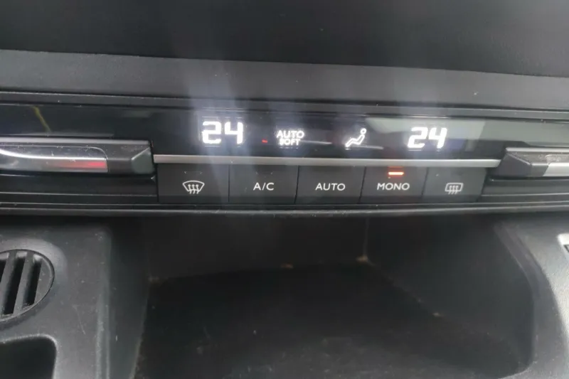 Image secondaire du véhicule 21