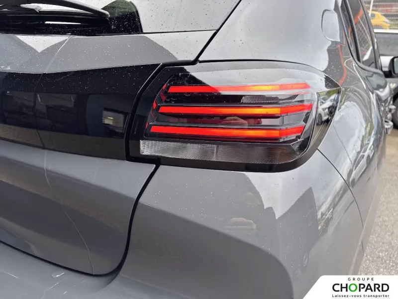 Image secondaire du véhicule 12