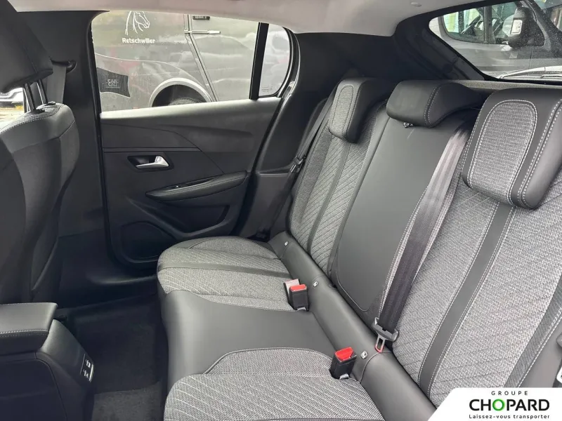 Image secondaire du véhicule 22