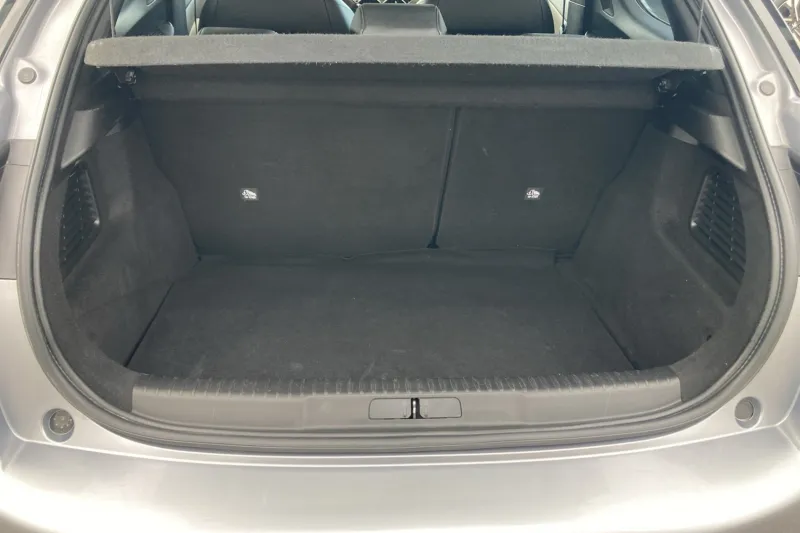 Image secondaire du véhicule 10