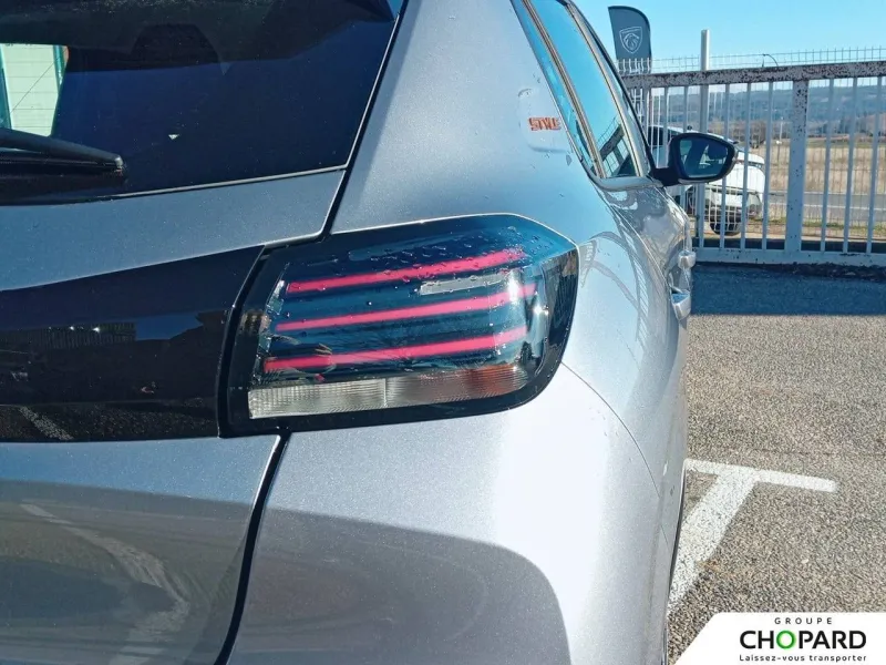 Image secondaire du véhicule 24