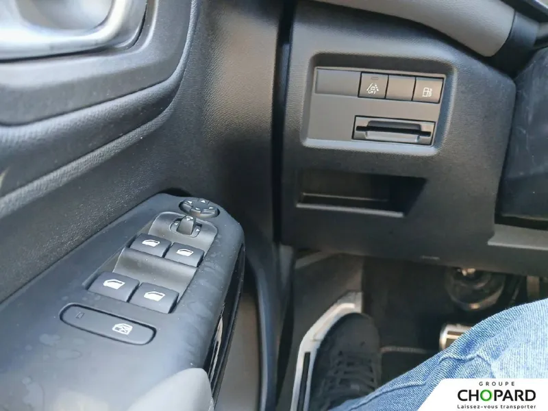 Image secondaire du véhicule 21