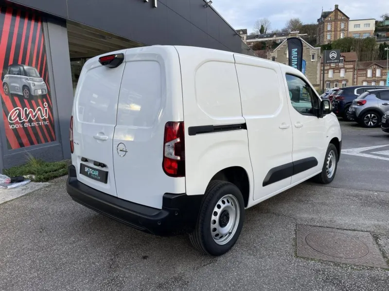 Image secondaire du véhicule 6