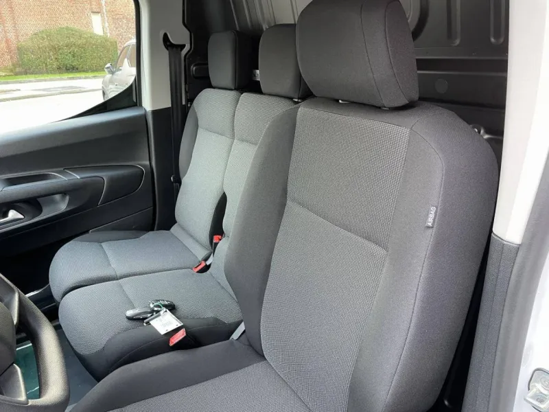 Image secondaire du véhicule 8