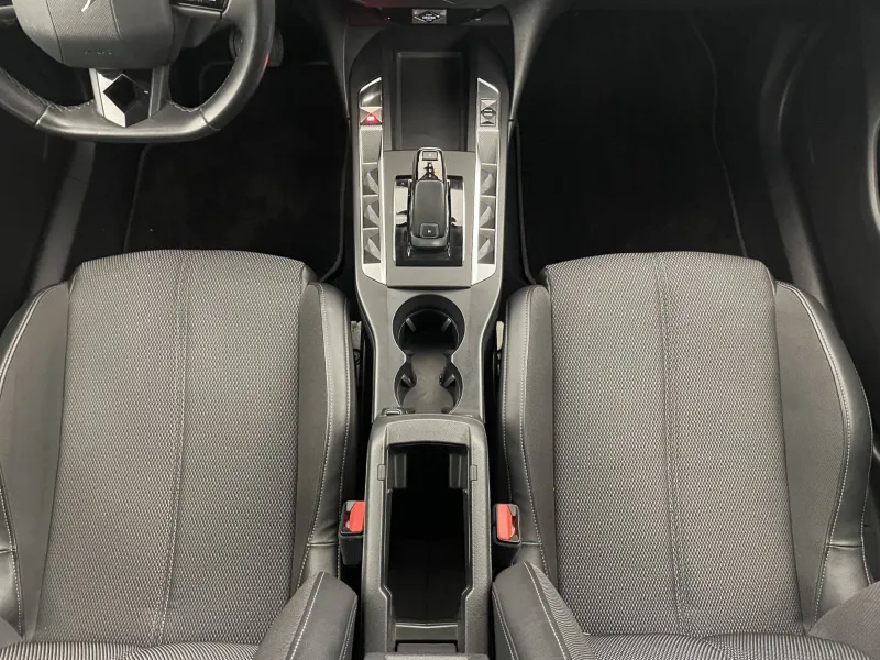 Image secondaire du véhicule 52