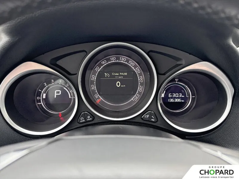 Image secondaire du véhicule 22