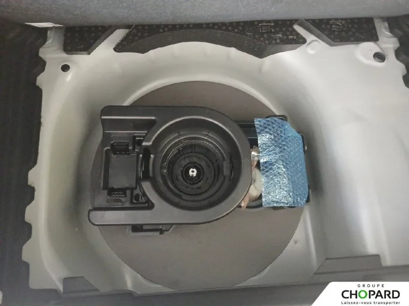 Image secondaire du véhicule 25