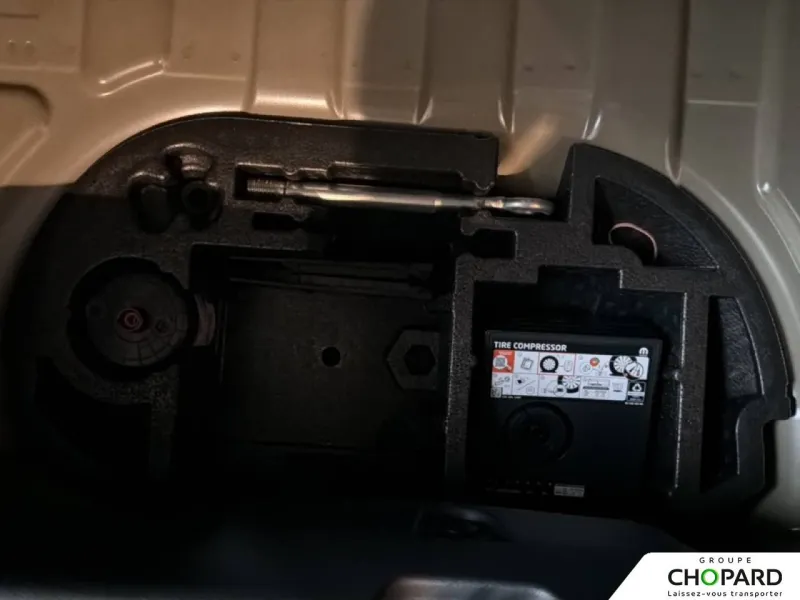 Image secondaire du véhicule 27