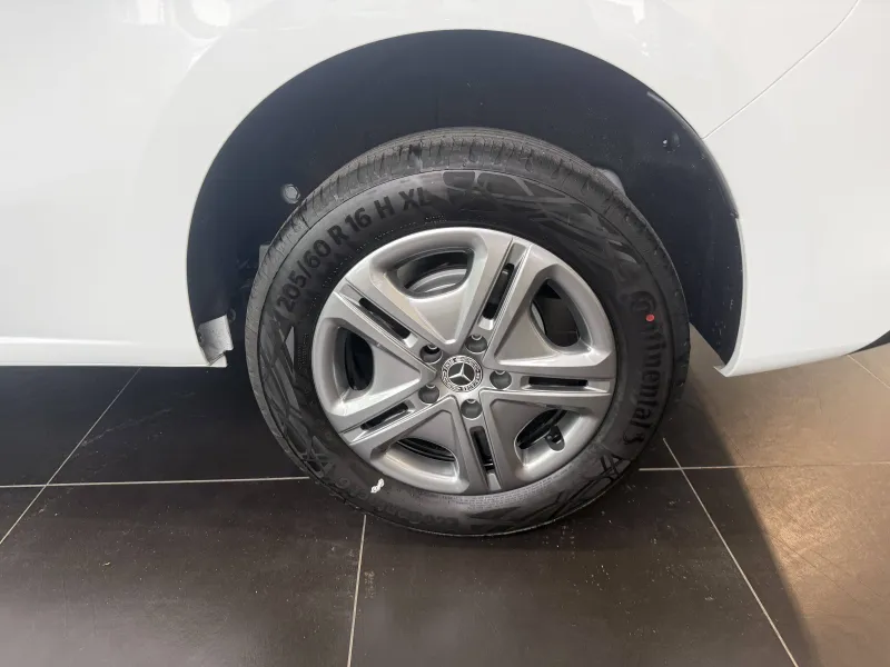 Image secondaire du véhicule 18