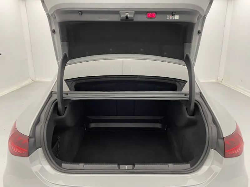 Image secondaire du véhicule 15