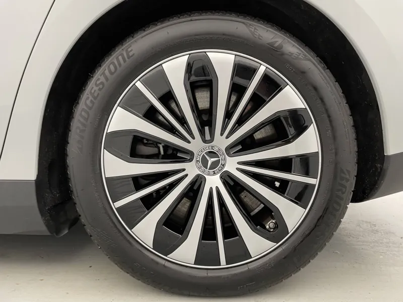 Image secondaire du véhicule 18