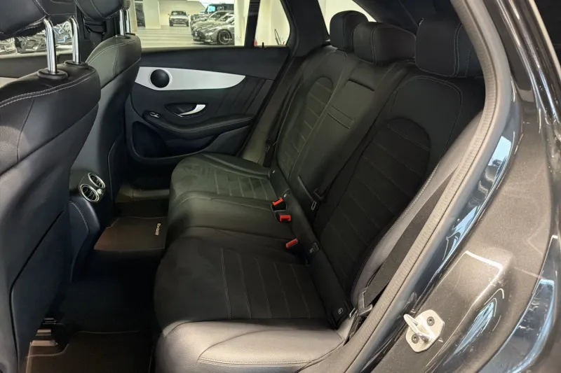 Image secondaire du véhicule 12