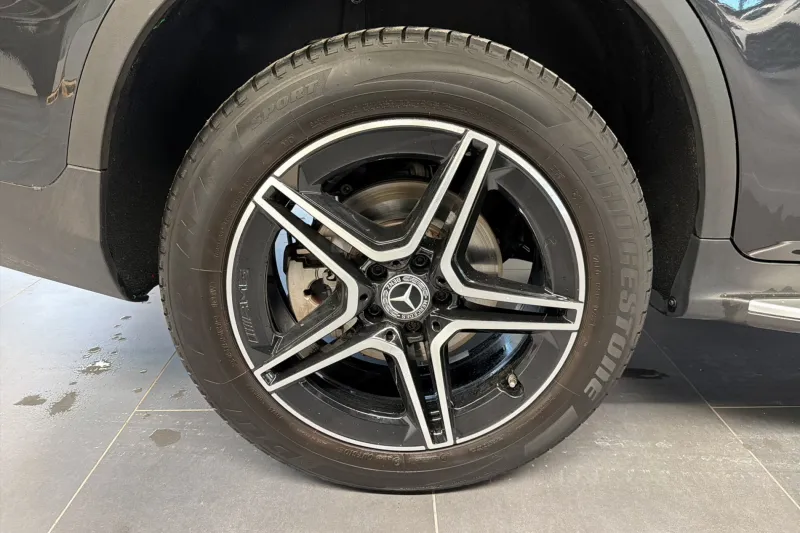 Image secondaire du véhicule 15