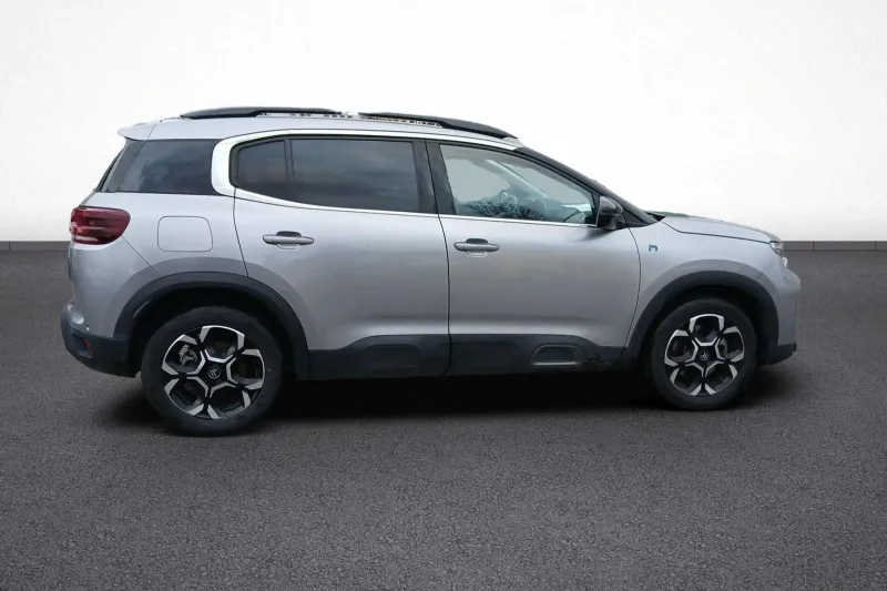 Image secondaire du véhicule 8