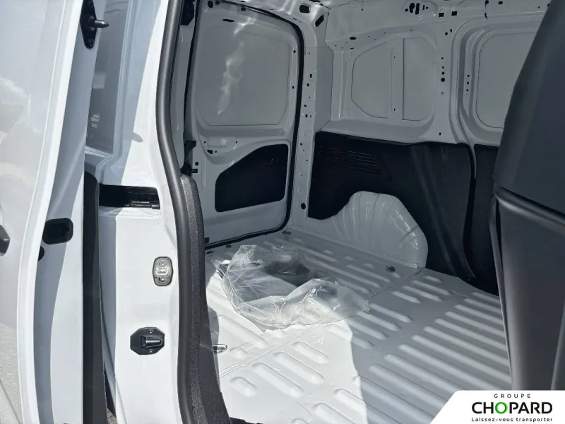 Image secondaire du véhicule 4