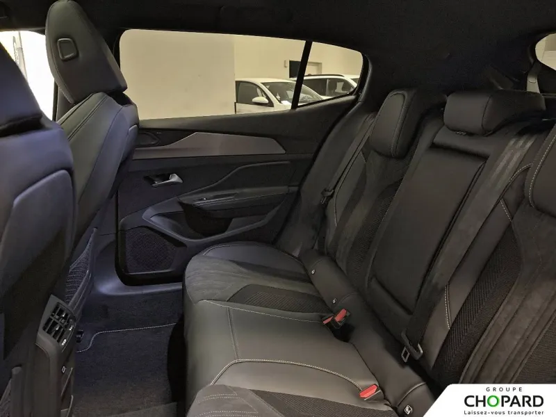 Image secondaire du véhicule 17