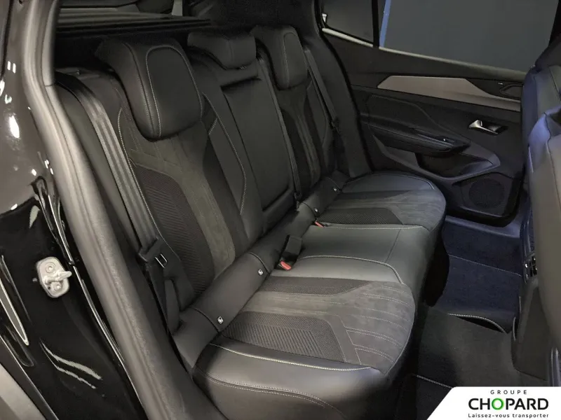 Image secondaire du véhicule 18