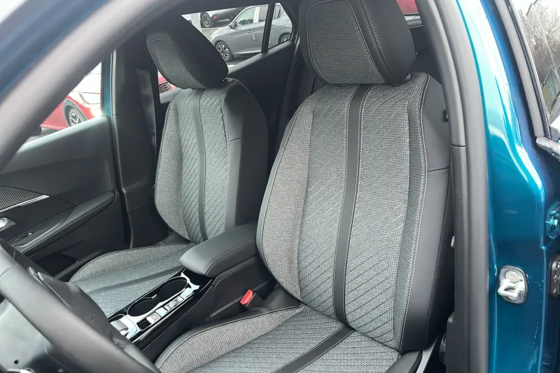 Image secondaire du véhicule 11