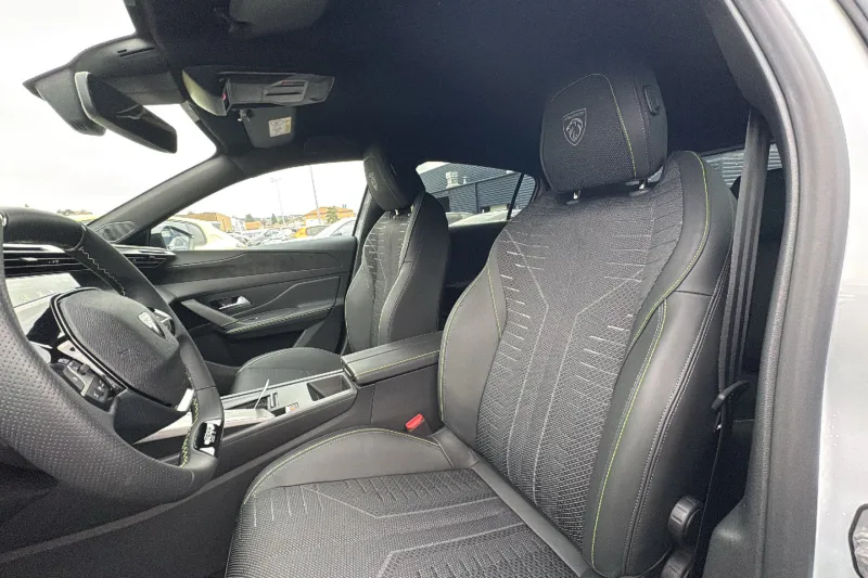 Image secondaire du véhicule 10