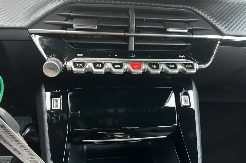 Image secondaire du véhicule 15