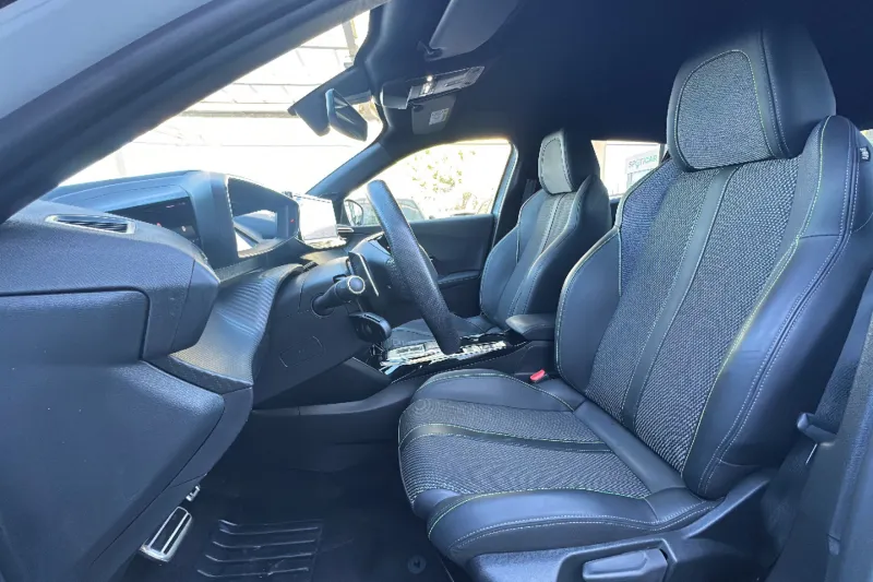 Image secondaire du véhicule 10