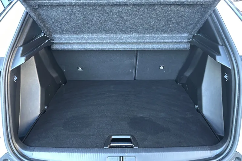 Image secondaire du véhicule 12