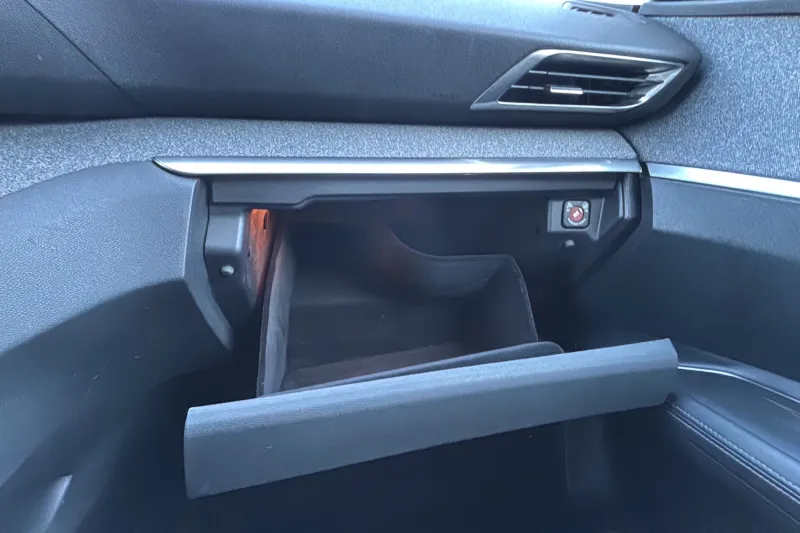 Image secondaire du véhicule 24