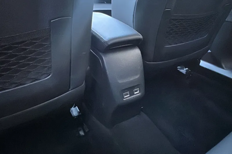 Image secondaire du véhicule 33