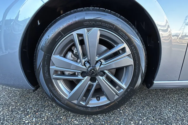 Image secondaire du véhicule 29