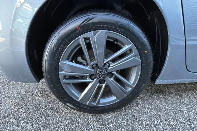 Image secondaire du véhicule 32