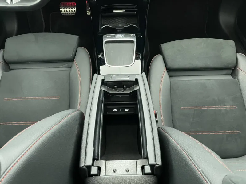 Image secondaire du véhicule 29