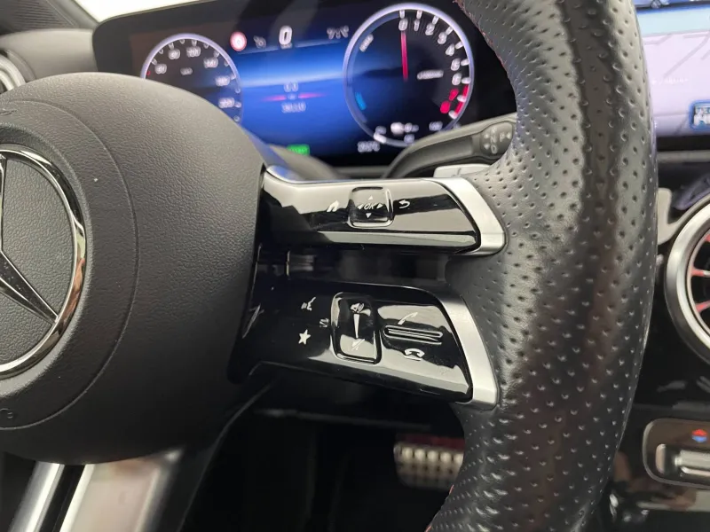 Image secondaire du véhicule 34