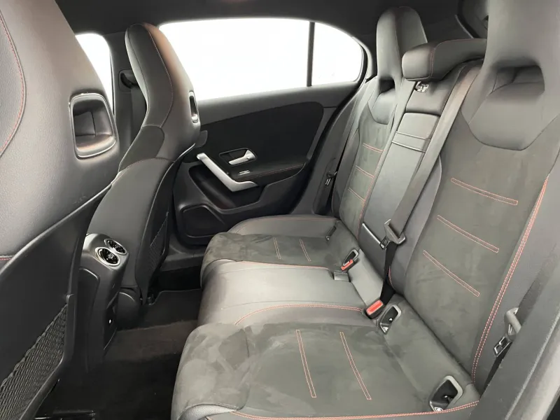 Image secondaire du véhicule 17