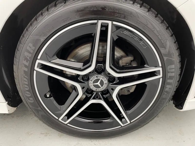 Image secondaire du véhicule 14