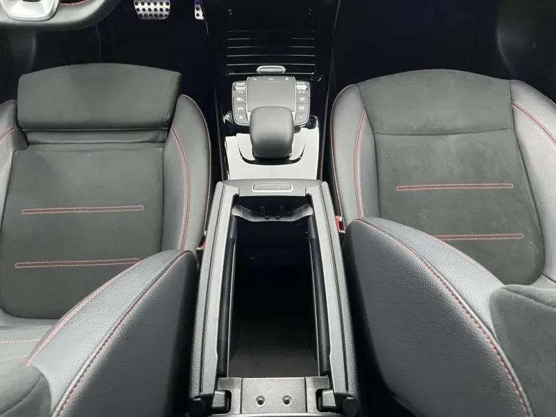 Image secondaire du véhicule 28