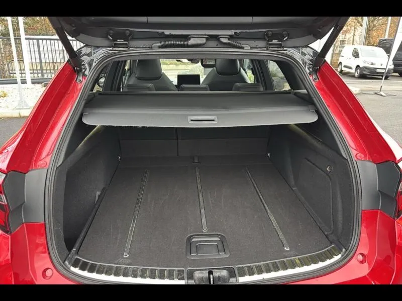 Image secondaire du véhicule 10