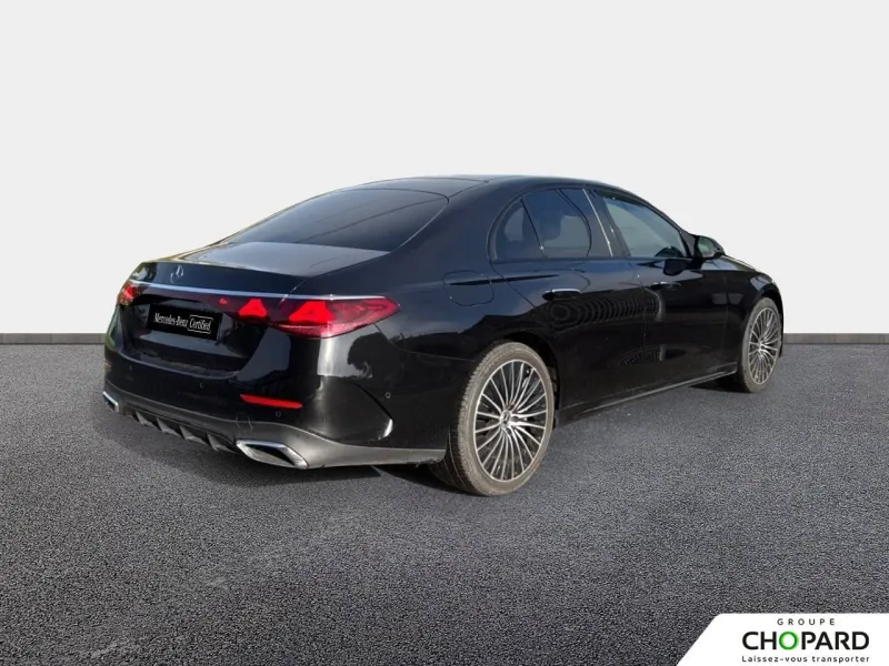 Image secondaire du véhicule 4