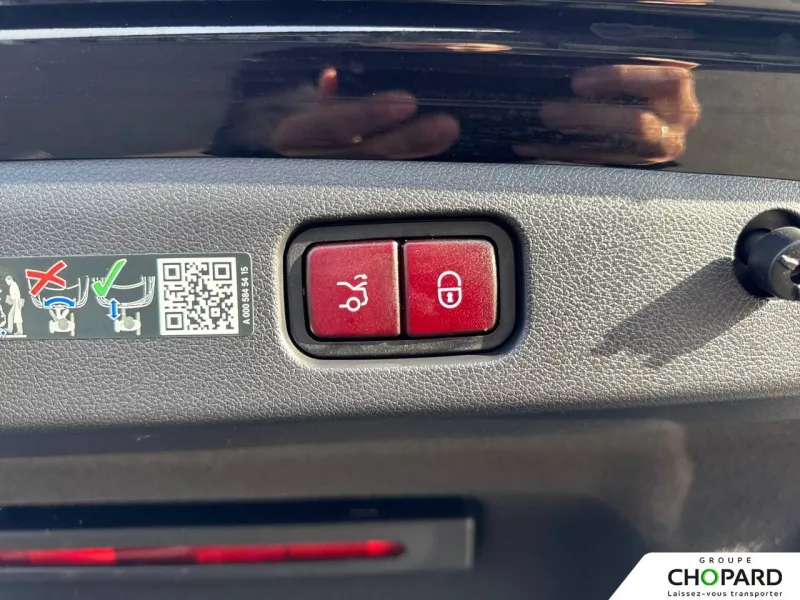 Image secondaire du véhicule 24