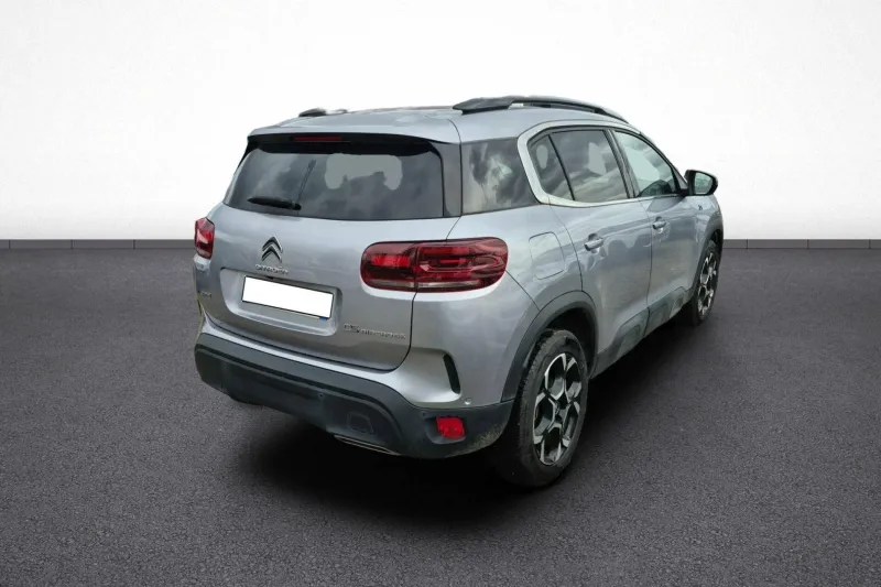 Image secondaire du véhicule 24