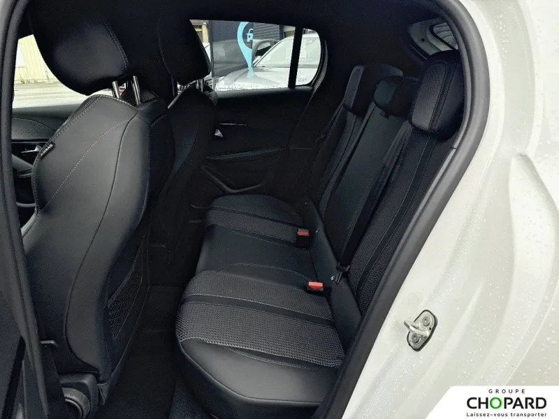 Image secondaire du véhicule 11