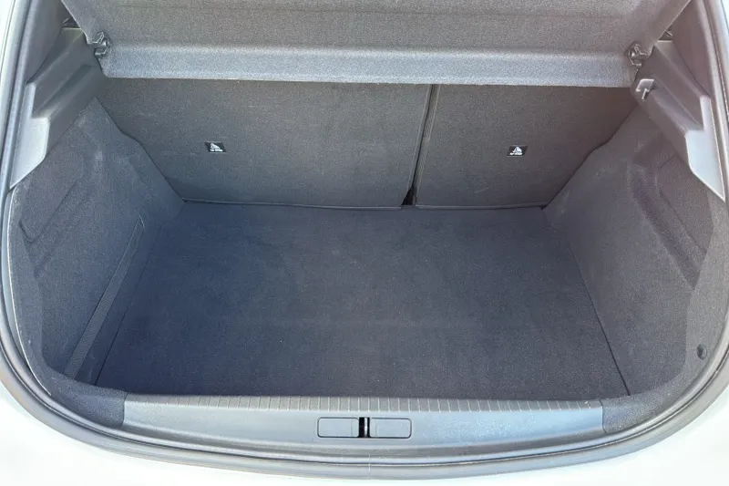 Image secondaire du véhicule 10