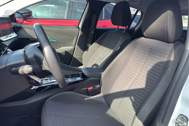 Image secondaire du véhicule 11