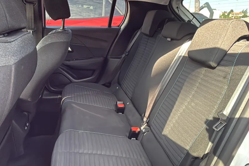 Image secondaire du véhicule 12