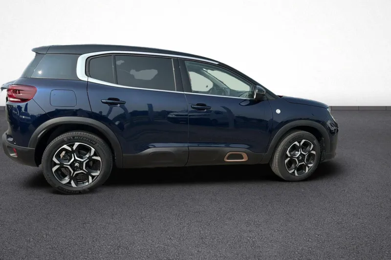 Image secondaire du véhicule 8