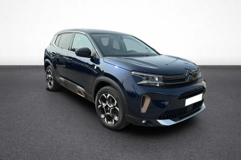 Image secondaire du véhicule 9