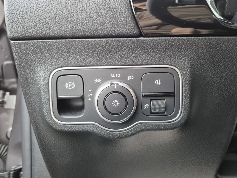 Image secondaire du véhicule 18