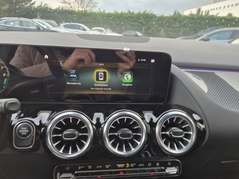 Image secondaire du véhicule 23