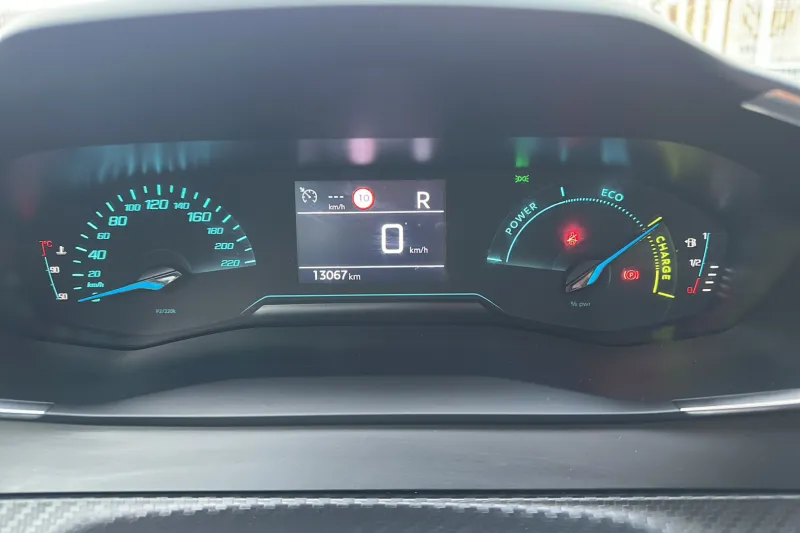 Image secondaire du véhicule 14