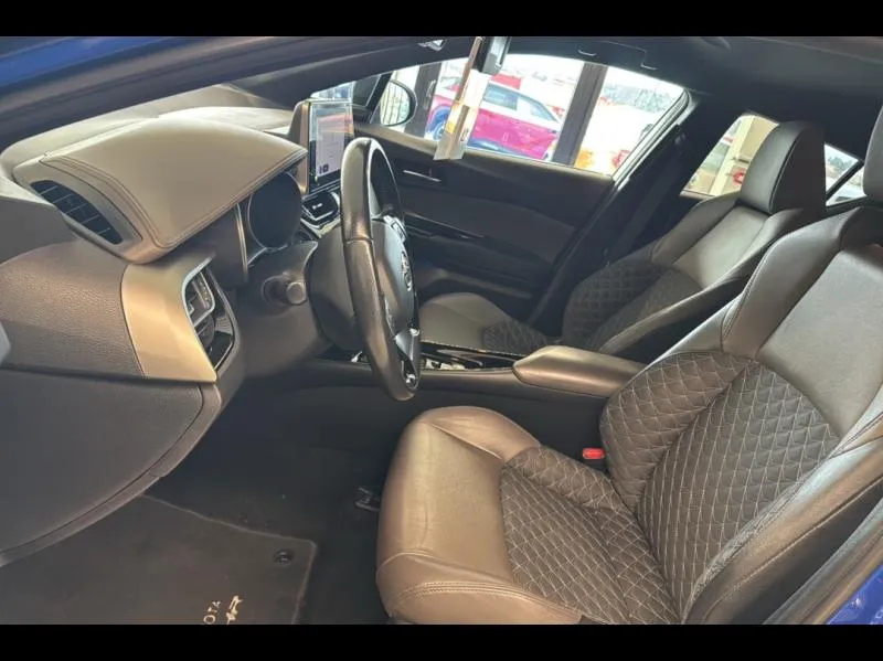 Image secondaire du véhicule 11