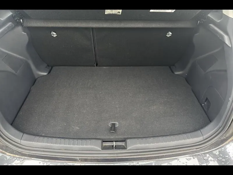 Image secondaire du véhicule 10